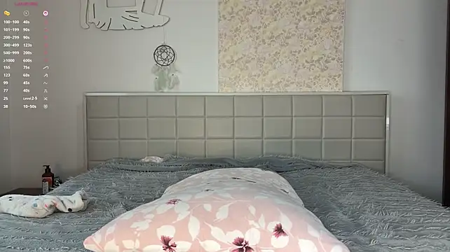 JuliaPierce Chat XXX in diretta
