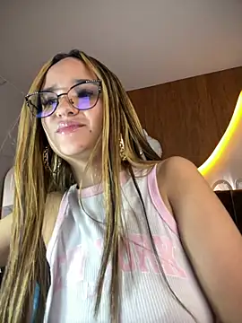 Chat XXX Live bella_vibess_s