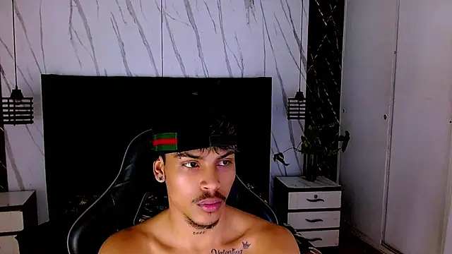 Chatroom XXX en direct de Angel_foxc13