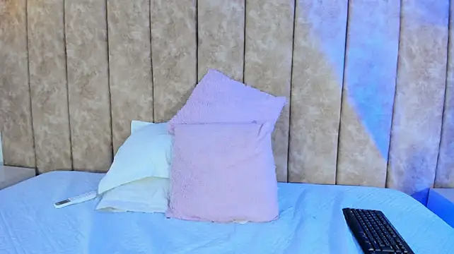 Chat +18 de Amanii_ ao vivo