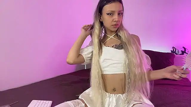 Chat +18 de BabyCleo ao vivo