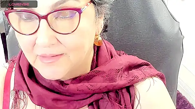 Chat +18 de cataleya_mom ao vivo