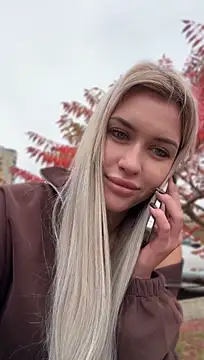 KikiWatson live XXX chat