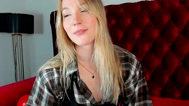 Show de ElaraVoltage na webcam