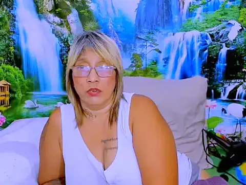 indianroxy Chat XXX in diretta