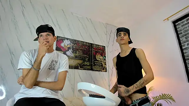 Czat XXX na żywo – COOL_BOYS2