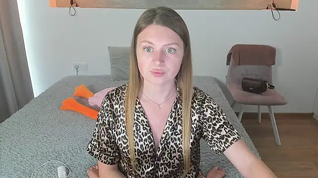 Chatroom XXX en direct de Kitkatvel