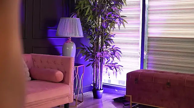Chat XXX Live GoldieMerry