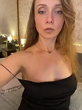 Lady_Taty Live XXX-chat