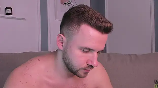 XXX chat uživo modela EnriqueBarberry