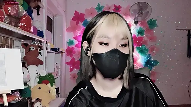 Chat XXX en directo de Tieu-May