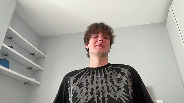 tomasdickpick Adlı Modelin Canlı XXX Sohbeti
