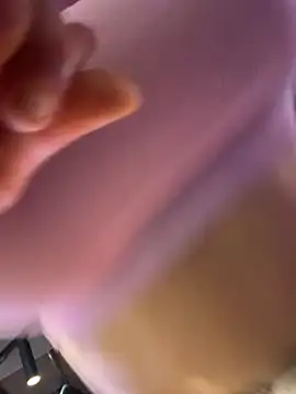 Chat XXX Live F3ckd0lllucy