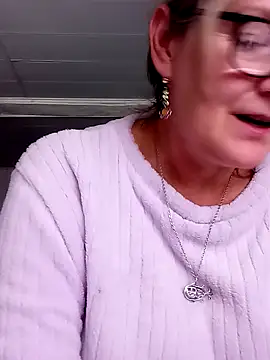 Živý XXX chat irinamaux