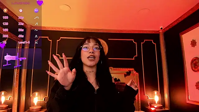 Chat XXX Live EmaLittle