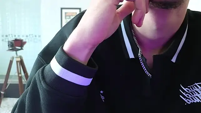KaydenDrew 即時 XXX 聊天