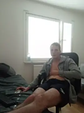erikdanil XXX чат на живо