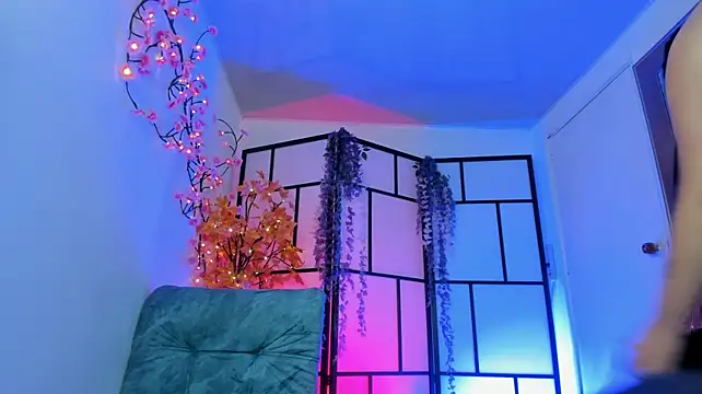 Violet-Secret's Live XXX Chat