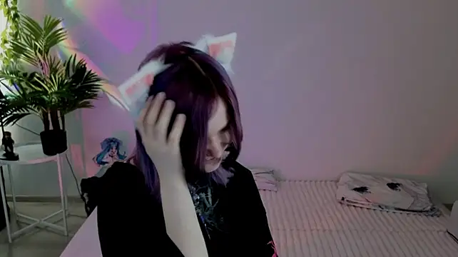 Hikkacat XXX чат на живо