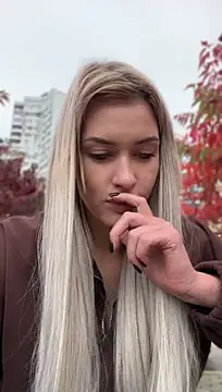 Živý XXX chat KikiWatson