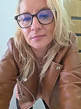 KaylinJan Live XXX Chat