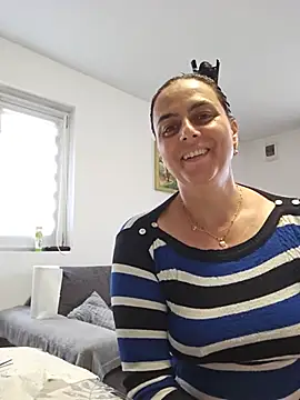IsabelleCraft's Live XXX Chat