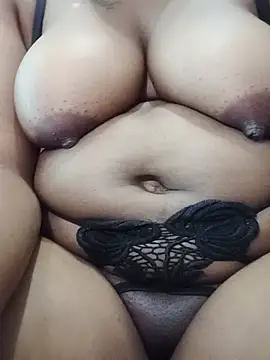 BadassQueenx2 live XXX chat