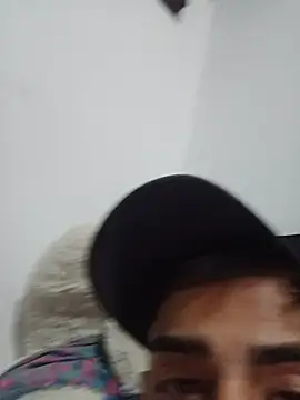 Chat +18 de simont78 ao vivo