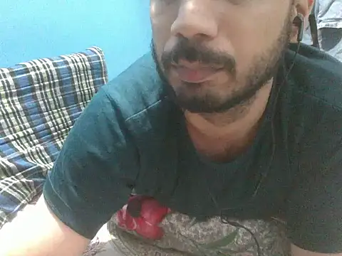 צ'אט XXX בשידור חי של Precumboner