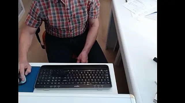 dutchpornkingn Live XXX chat
