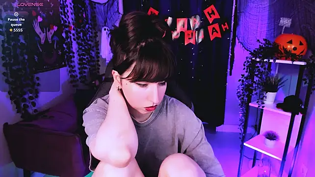 Chat +18 de Lily_xBabe ao vivo