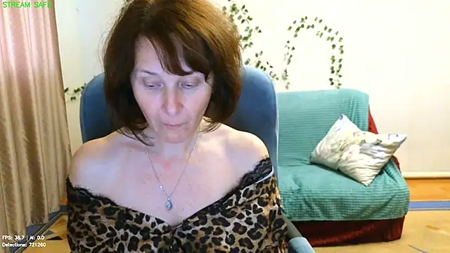 Živý XXX chat Lia_Tito