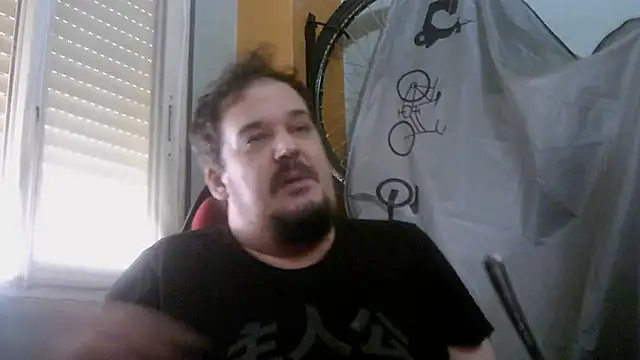 Chatroom XXX en direct de porkorossy