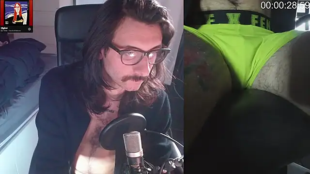 Chuck-FR Chat XXX live