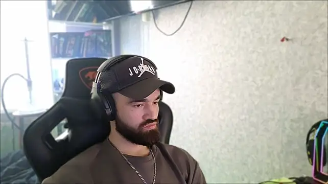 Chat XXX Live _Serious_Man