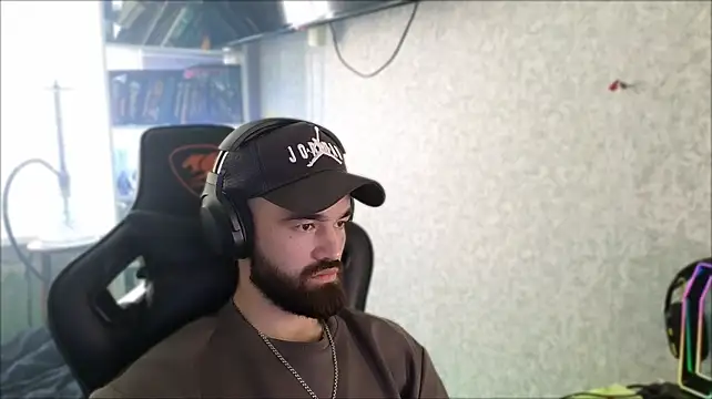 Онлайн чат XXX _Serious_Man
