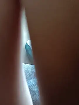 Silencesex21 Adlı Modelin Canlı XXX Sohbeti