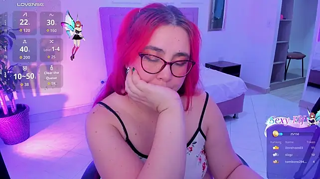 chloe_prgn Live XXX chat