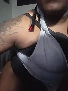 Marl33_Ch33ks Live XXX-chat