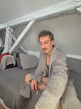 fugissan Chat XXX live
