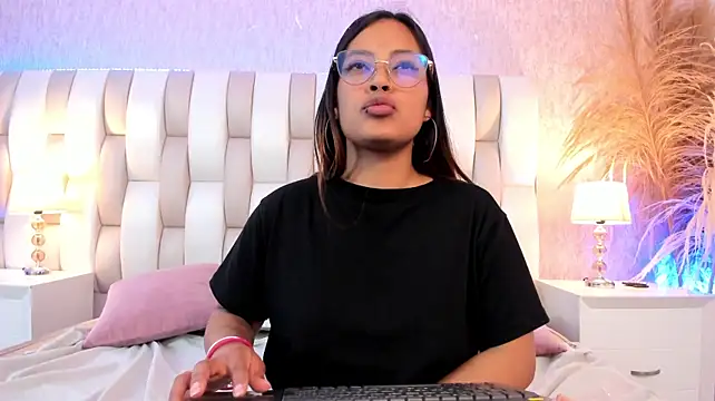 Živý XXX chat Ariia__Moon