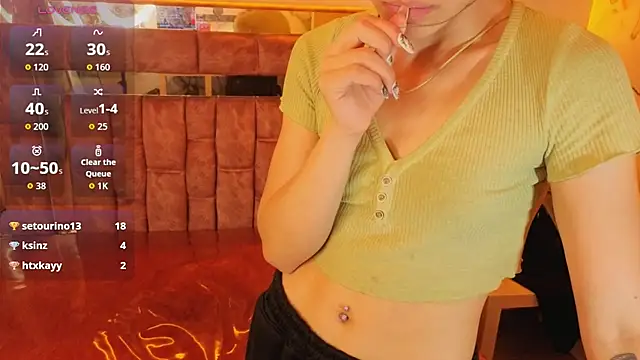 Blonde_Doll_v Chat XXX in diretta
