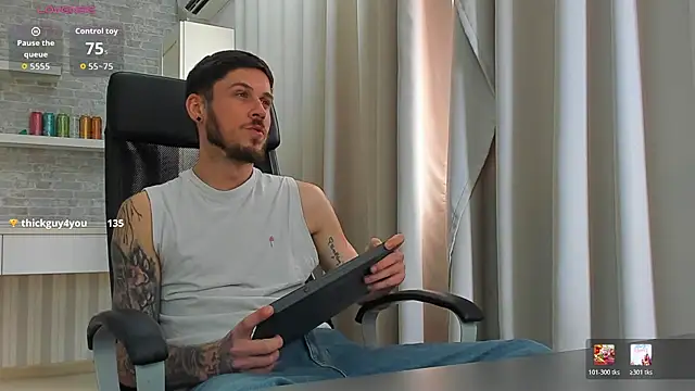 แชท XXX สดของ JonahShaw