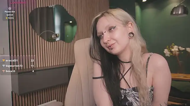Ada_NoireのライブXXXチャット