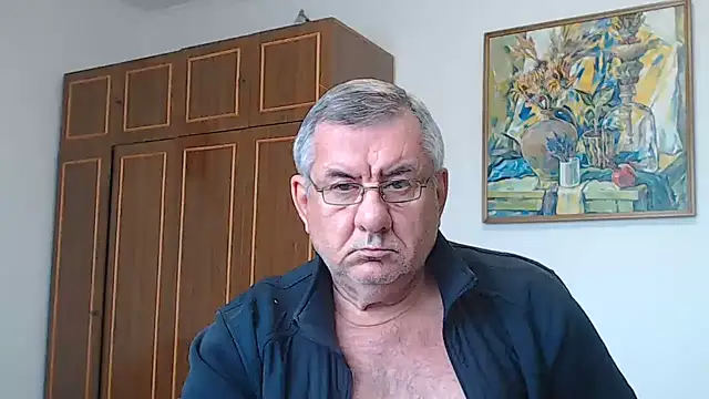 machomale3's Live XXX Chat