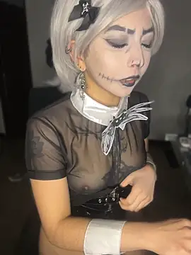 Živý XXX chat _g0thiccwitch_