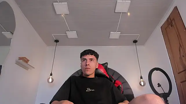 MaxLeons Chat XXX live