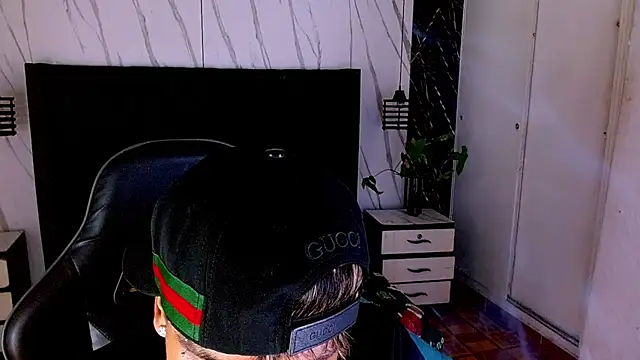 Angel_foxc13 Chat XXX live