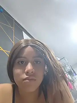 BellaaBlaze – Naživo XXX chat