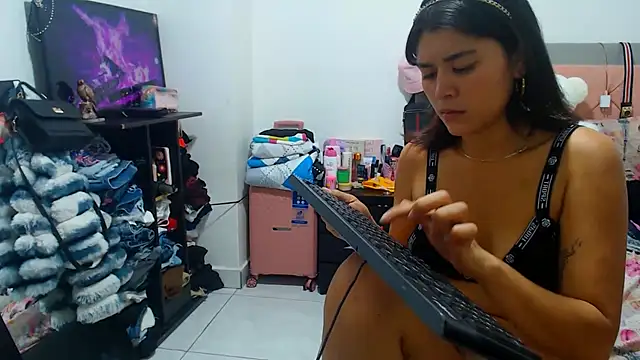Chat +18 de scarlyth ao vivo